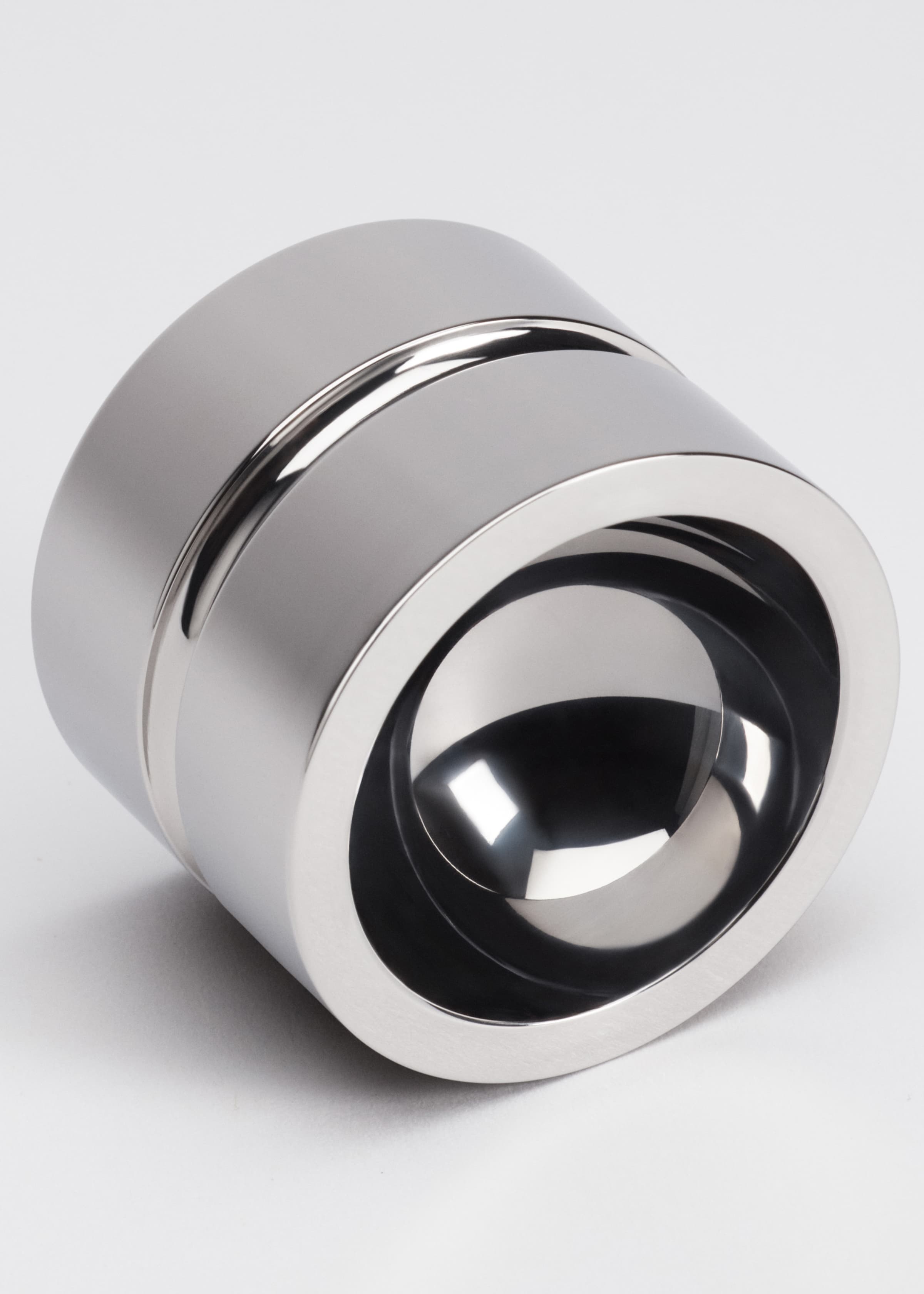 Egg cup 01