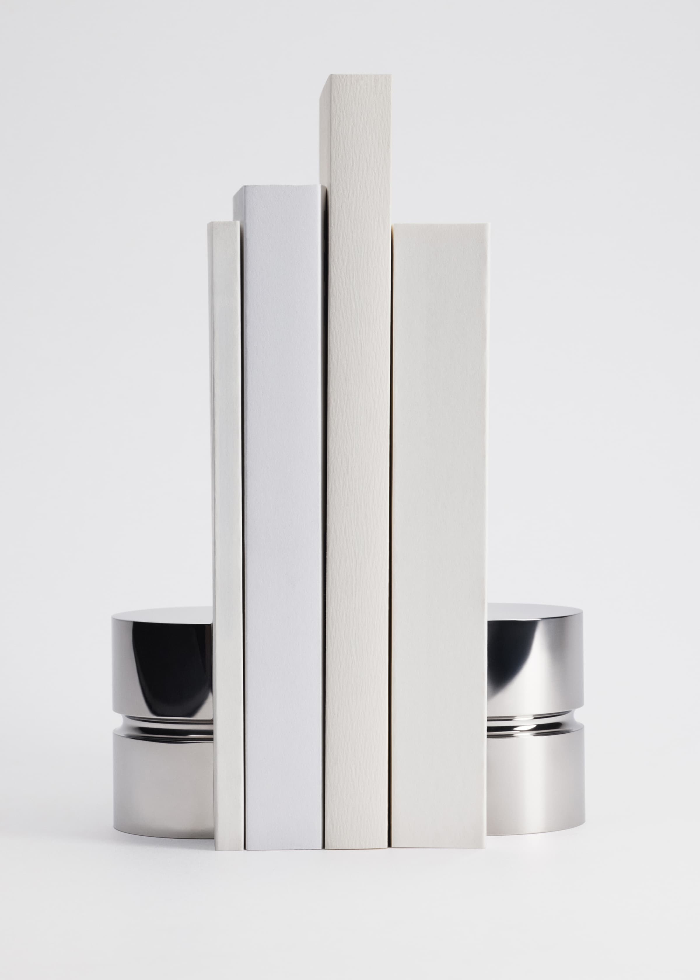 Bookend 01