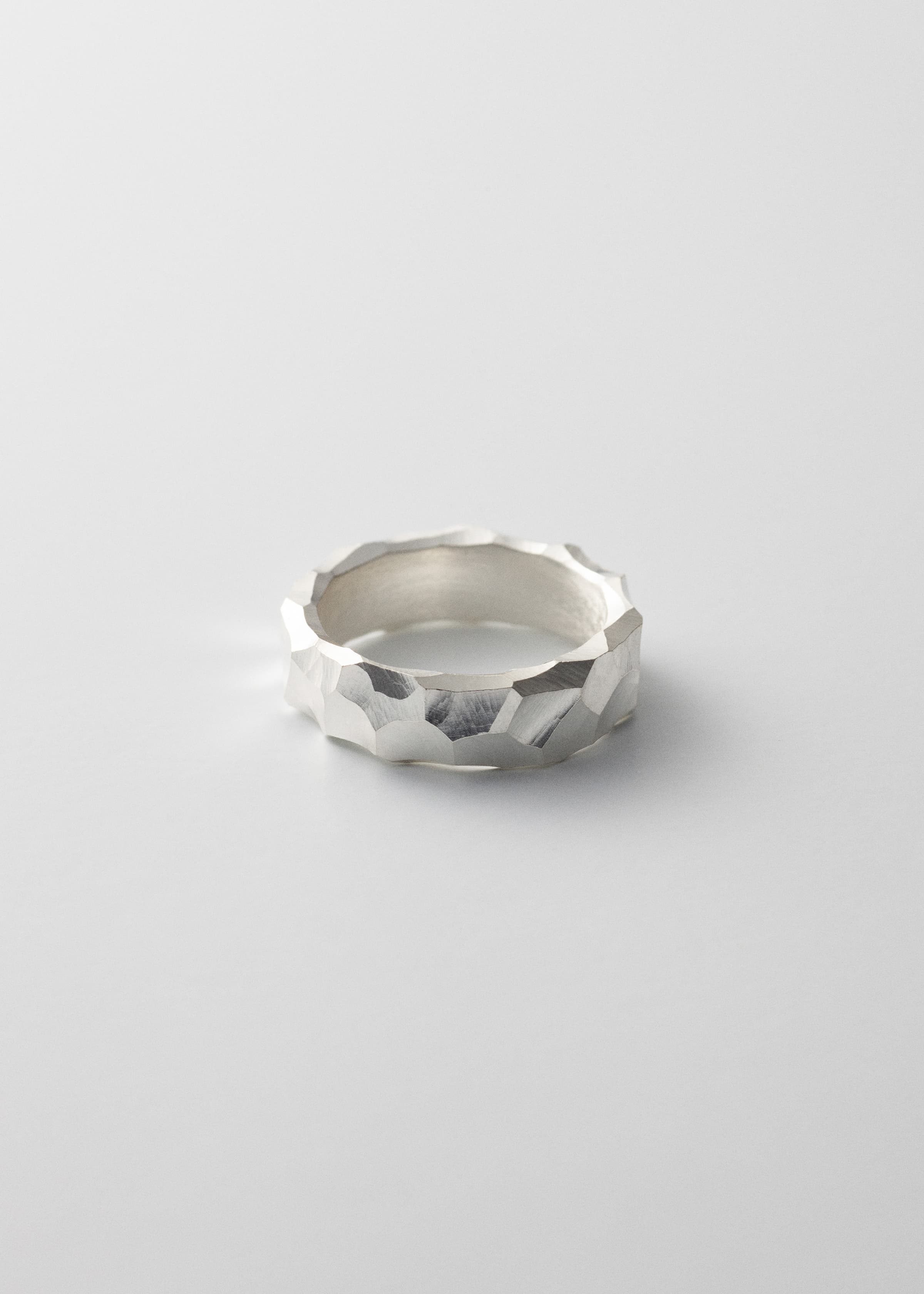 Tire ring