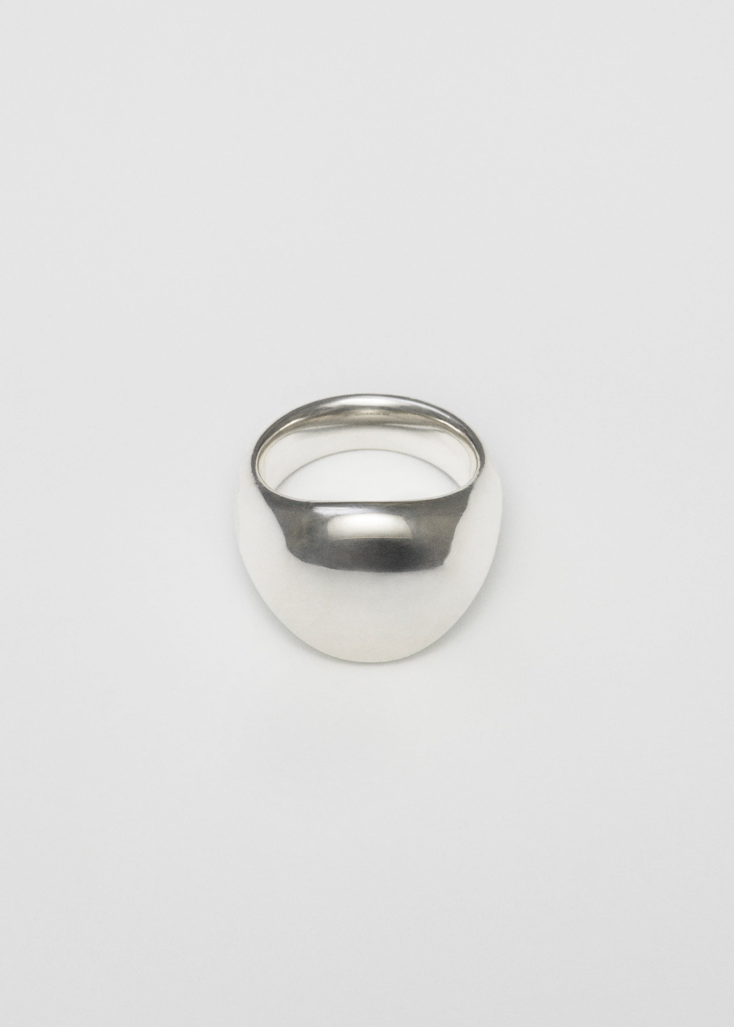 Globe ring