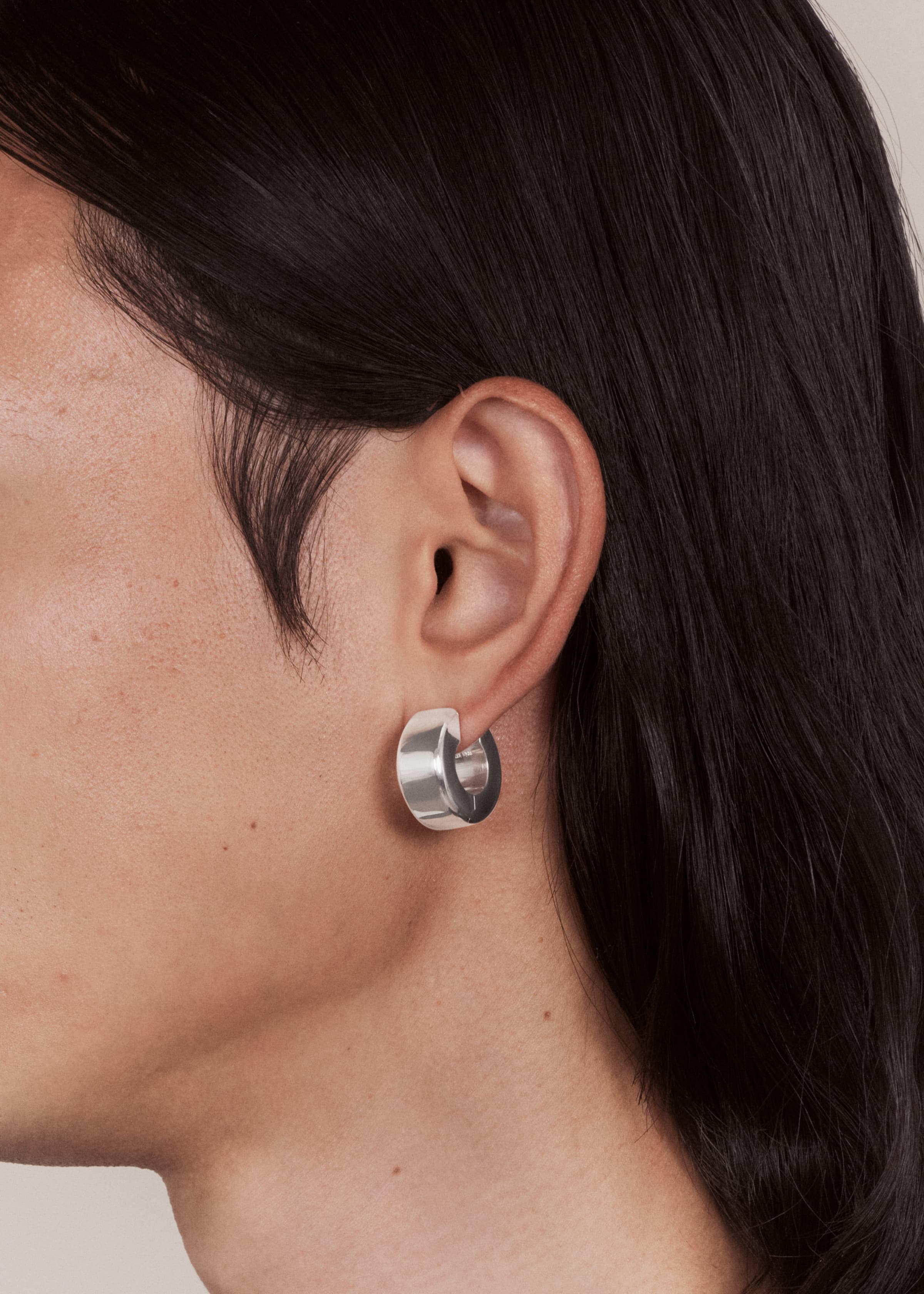 Tire earrings